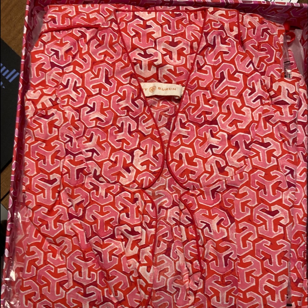 Tory Burch Pajamas mint condition XXL pink/red geometric